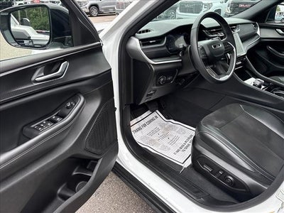 2023 Jeep Grand Cherokee L Altitude X 4x4