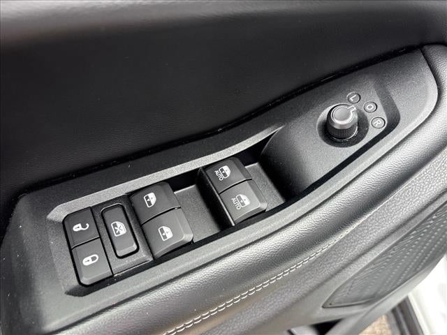 2023 Jeep Grand Cherokee L Altitude X 4x4