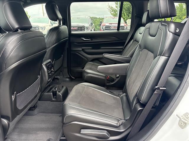 2023 Jeep Grand Cherokee L Altitude X 4x4