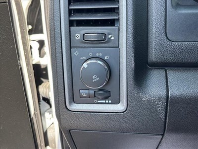 2023 RAM 1500 Classic Tradesman Crew Cab 4x2 5'7" Box