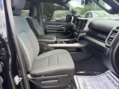 2022 RAM 1500 Big Horn Crew Cab 4x4 5'7" Box