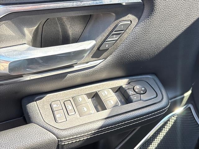 2025 RAM 1500 Laramie Crew Cab 4x4 5'7" Box
