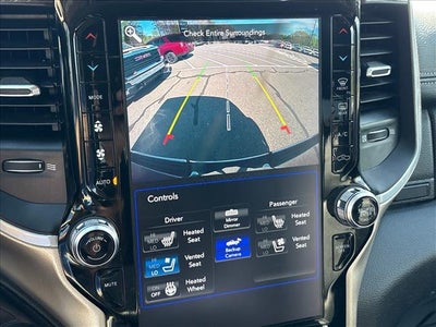 2020 RAM 1500 Laramie Crew Cab 4x4 5'7" Box