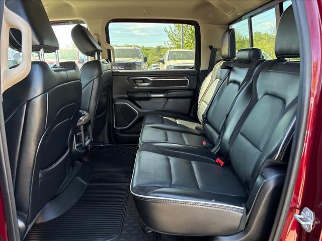 2020 RAM 1500 Laramie Crew Cab 4x4 5'7" Box