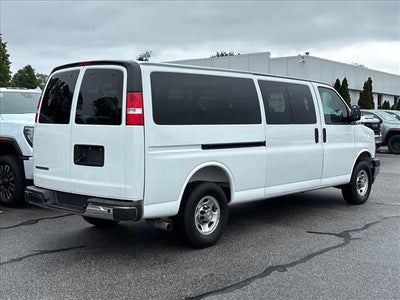2025 Chevrolet Express Passenger 1LT