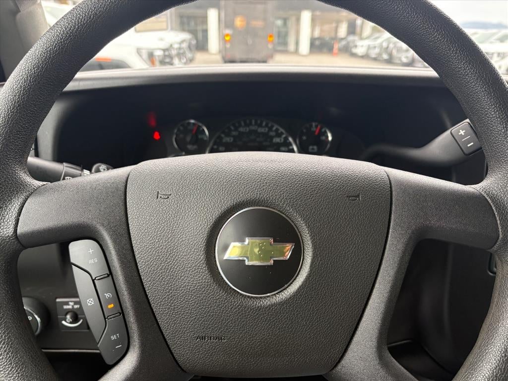 2024 Chevrolet Express Cargo 2500 WT