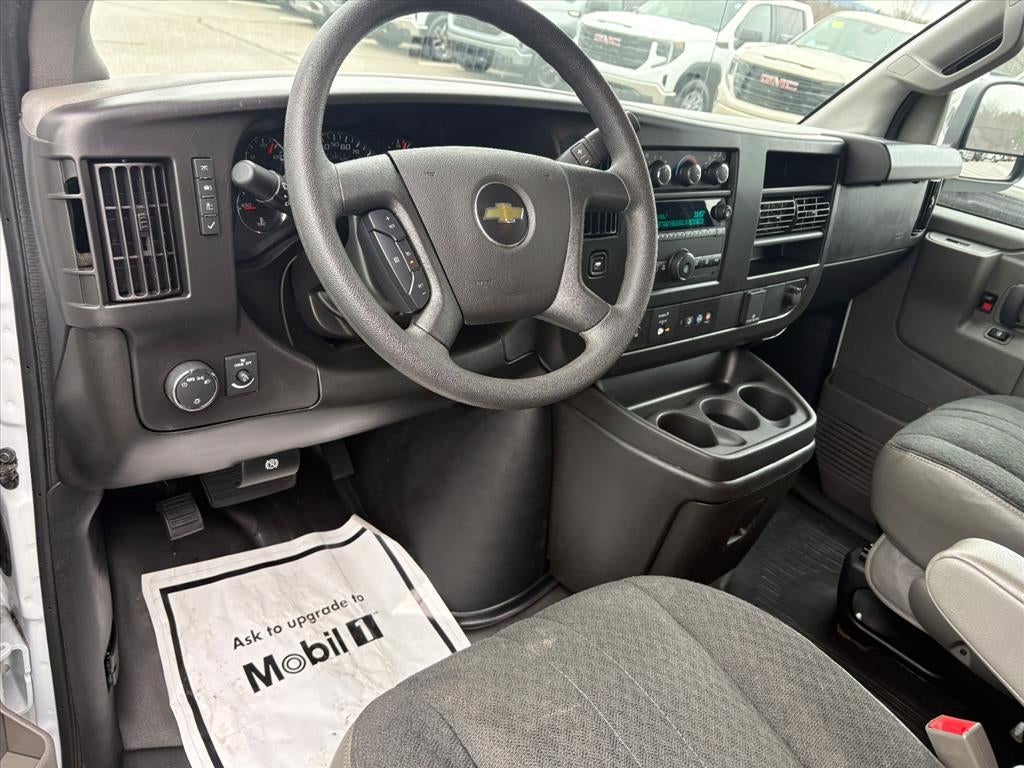2024 Chevrolet Express Cargo 2500 WT