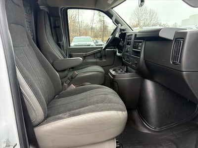 2024 Chevrolet Express Cargo 2500 WT