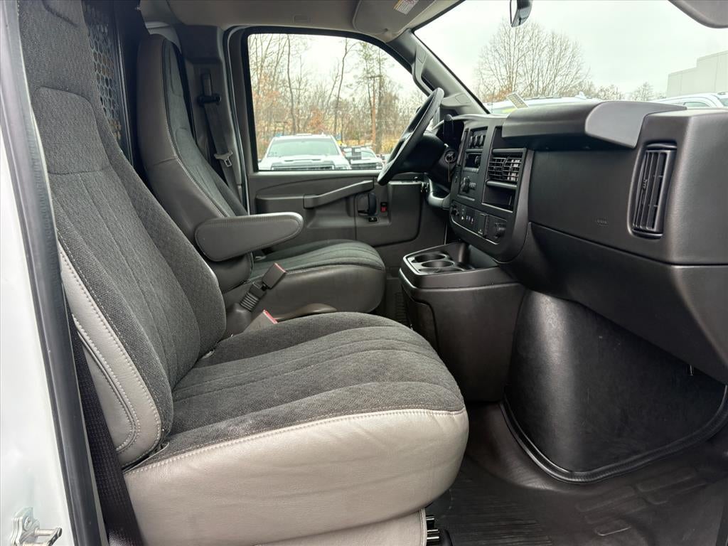 2024 Chevrolet Express Cargo 2500 WT