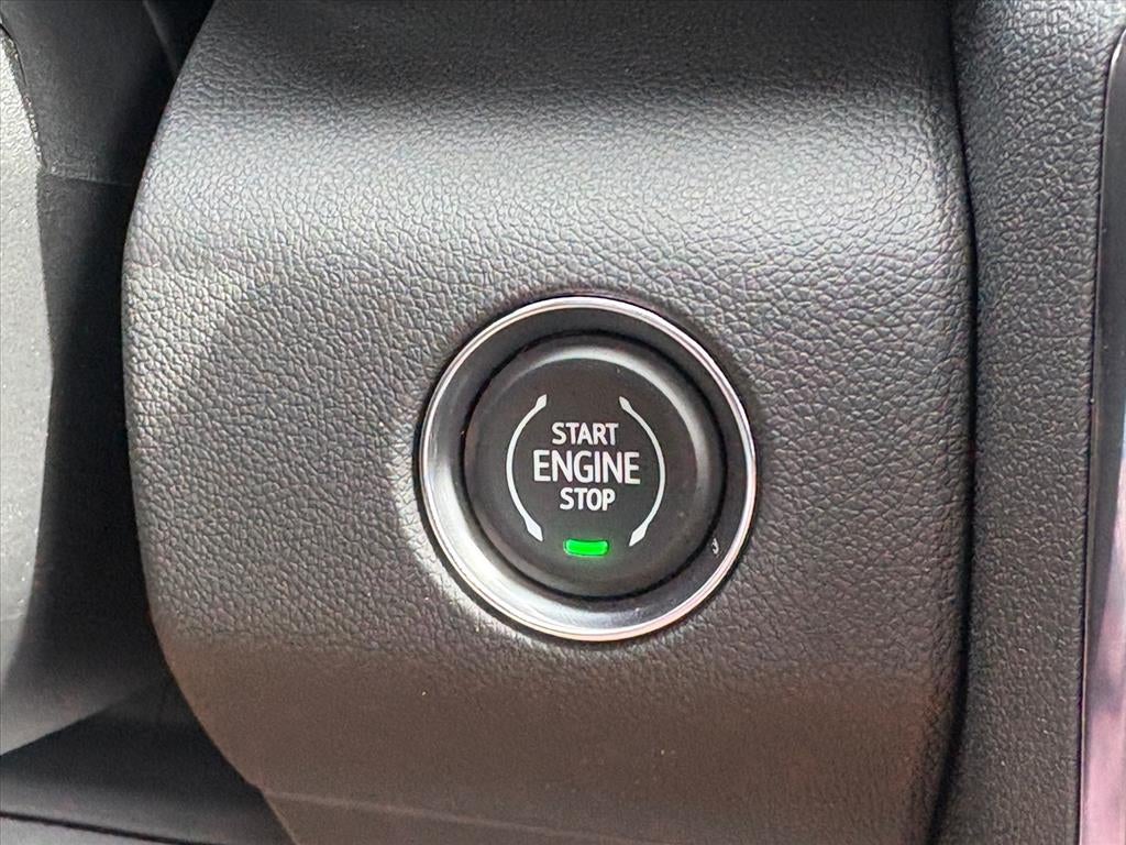 2027 GMC Acadia AT4