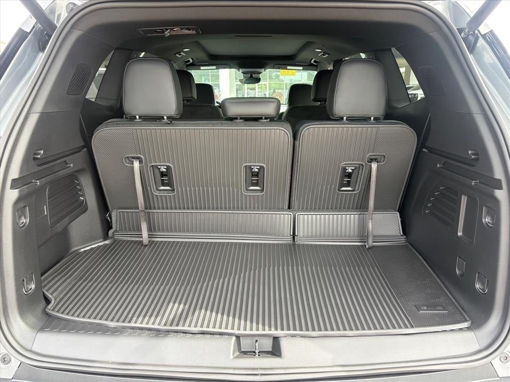 2027 GMC Acadia AT4