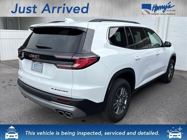 2025 GMC Acadia Elevation