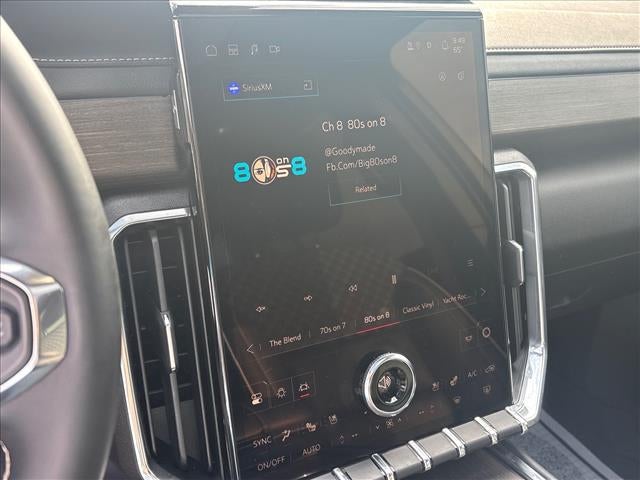 2024 GMC Acadia Denali - Photo 14