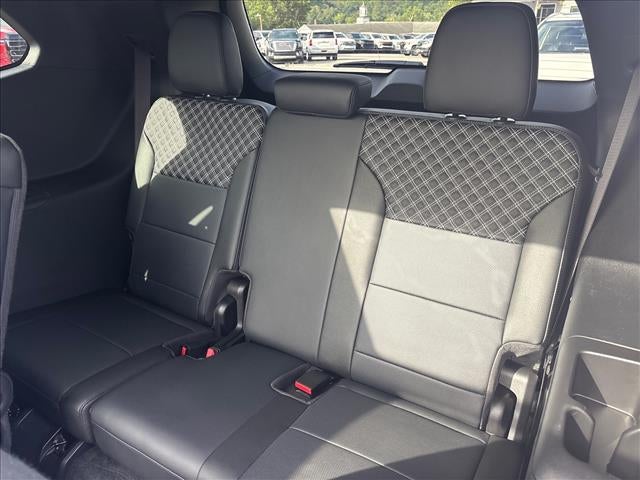 2024 GMC Acadia Denali - Photo 21