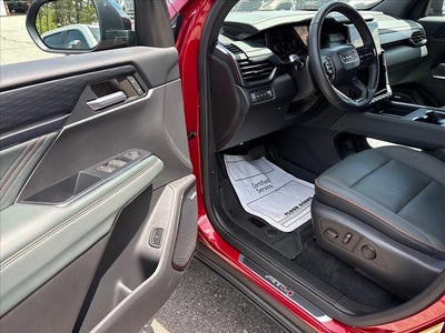 2024 GMC Acadia AT4