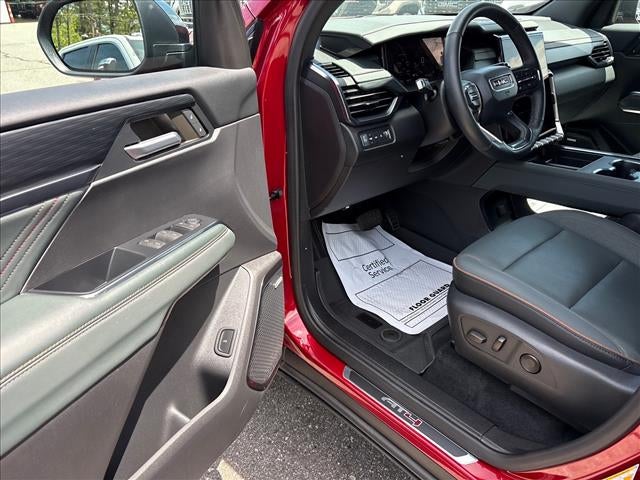 2024 GMC Acadia AT4