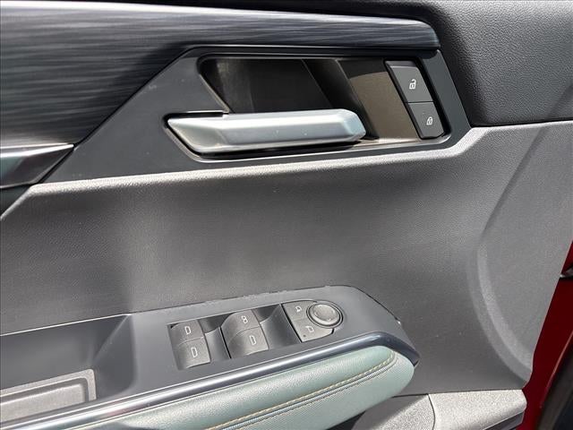2024 GMC Acadia AT4