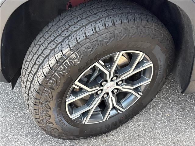 2024 GMC Acadia AT4