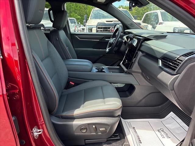 2024 GMC Acadia AT4