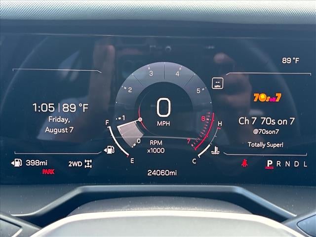 2025 GMC Acadia AT4