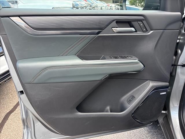 2025 GMC Acadia AT4