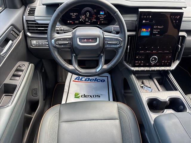 2025 GMC Acadia AT4