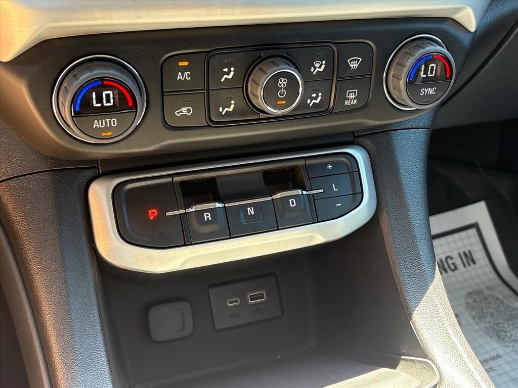 2023 GMC Acadia SLE