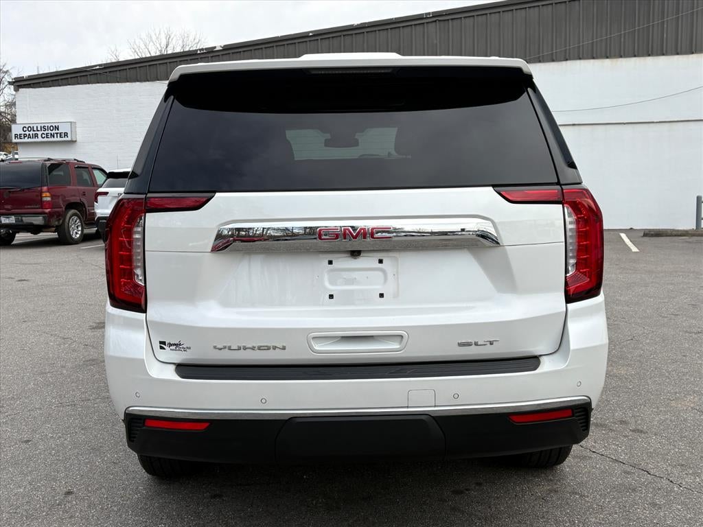 2023 GMC Yukon SLT