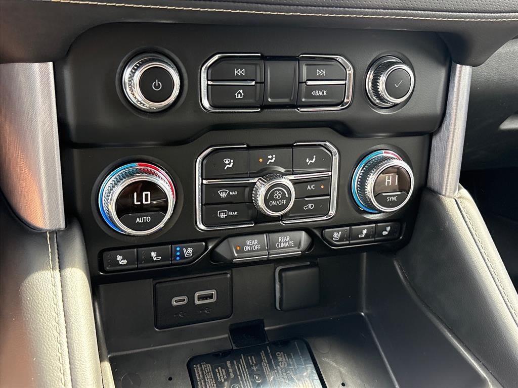 2024 GMC Yukon SLT