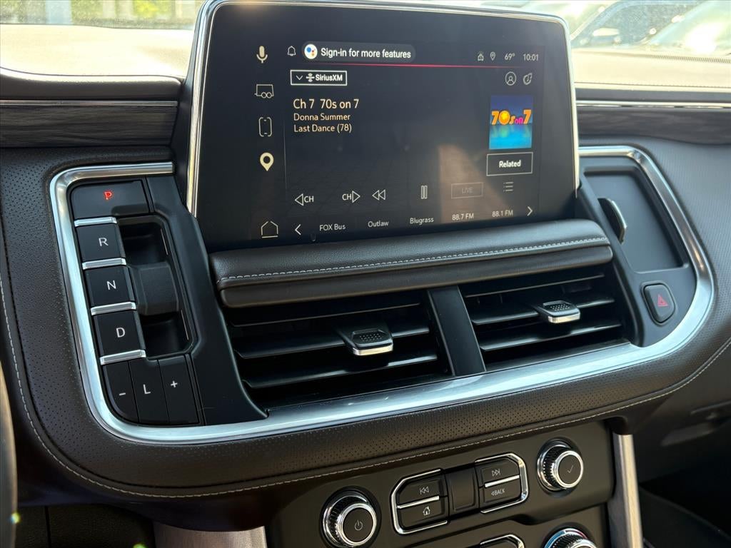 2023 GMC Yukon SLT