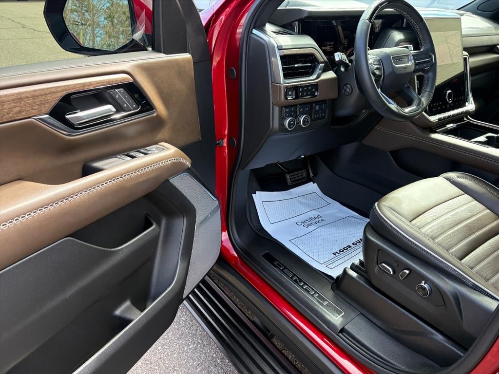 2025 GMC Yukon Denali Ultimate