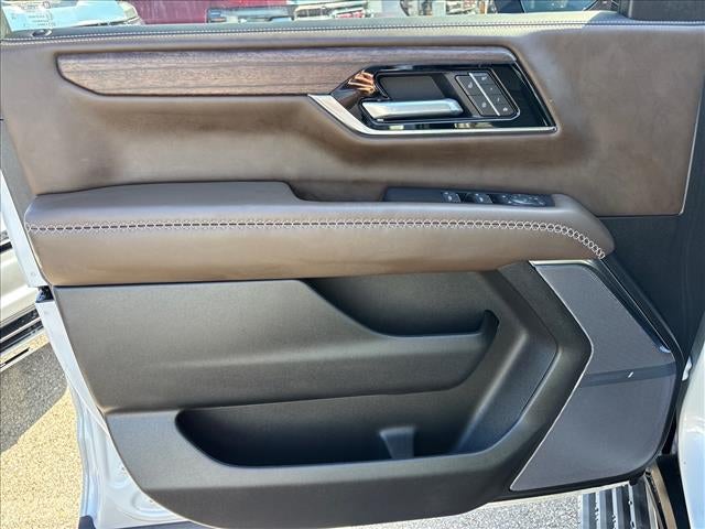 2025 GMC Yukon Denali Ultimate