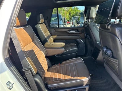2025 GMC Yukon Denali Ultimate