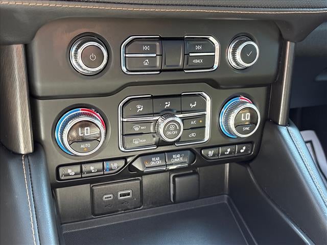 2024 GMC Yukon XL AT4