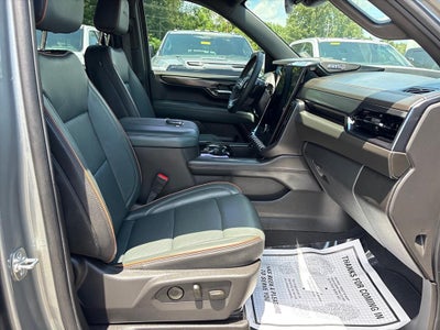 2025 GMC Yukon XL AT4