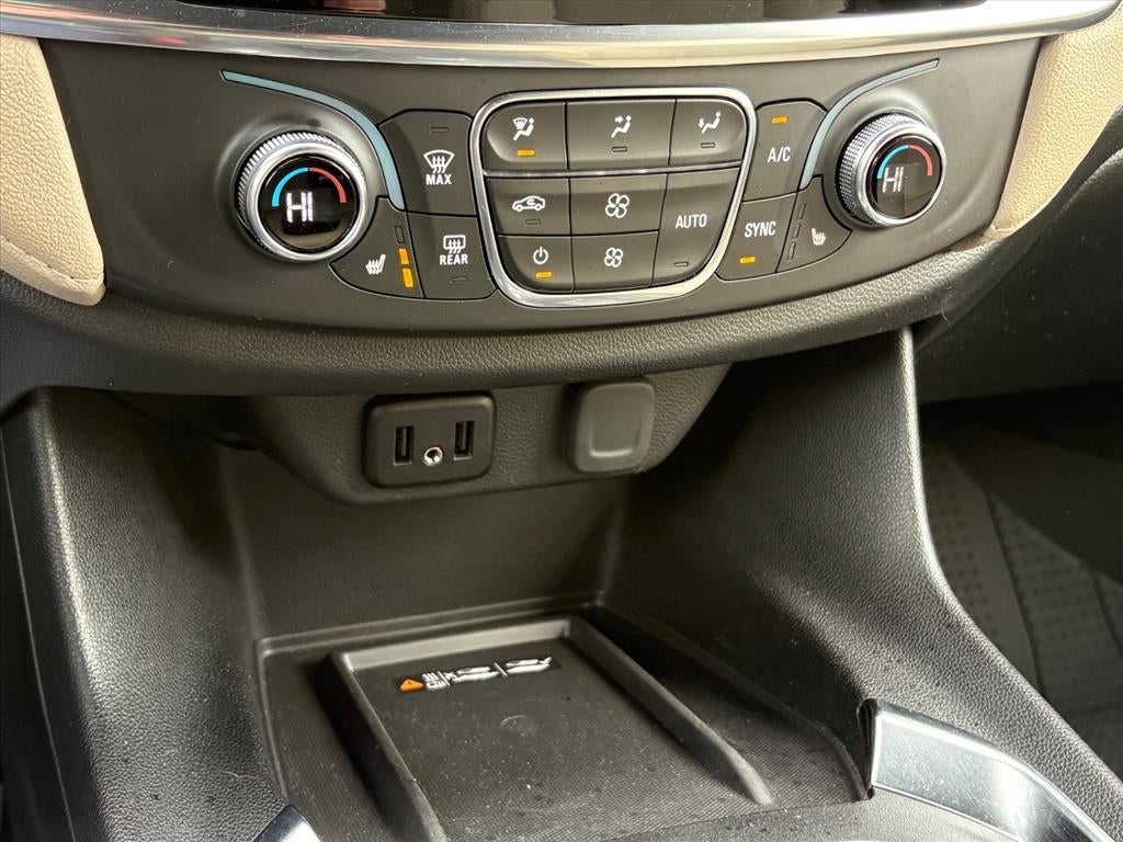 2024 Chevrolet Traverse Limited LT Cloth