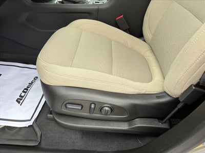 2024 Chevrolet Traverse Limited LT Cloth