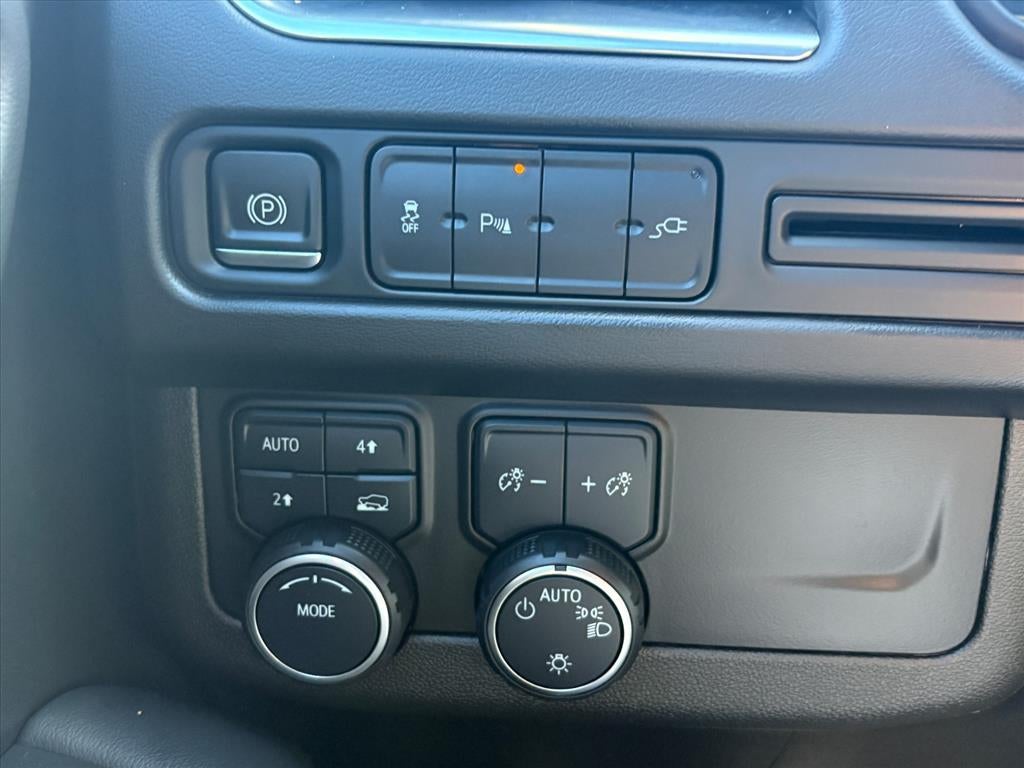 2021 Chevrolet Suburban RST