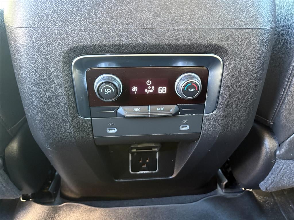 2021 Chevrolet Suburban RST