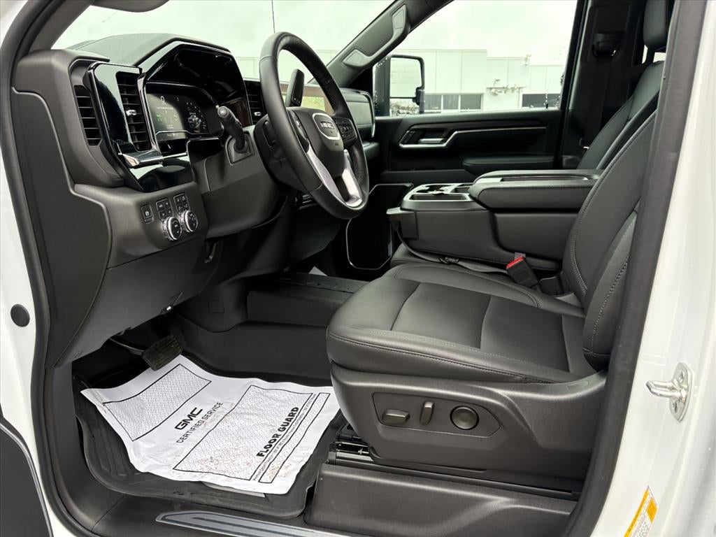 2025 GMC Sierra 2500 HD SLT