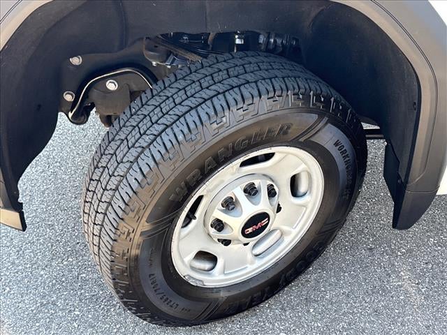 2024 GMC Sierra 2500 HD Pro