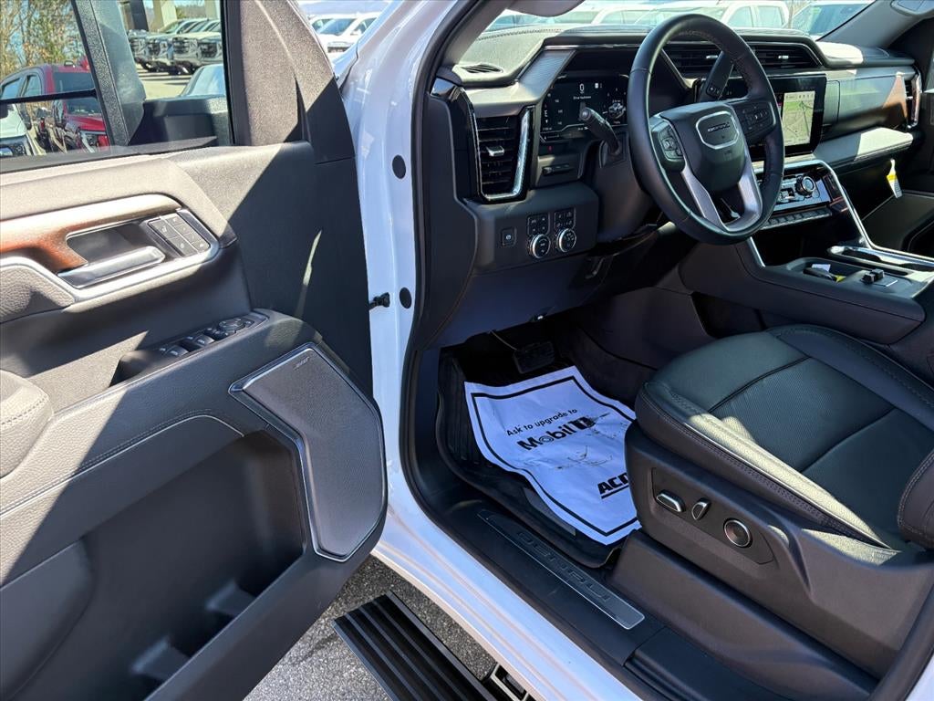 2025 GMC Sierra 3500 HD Denali