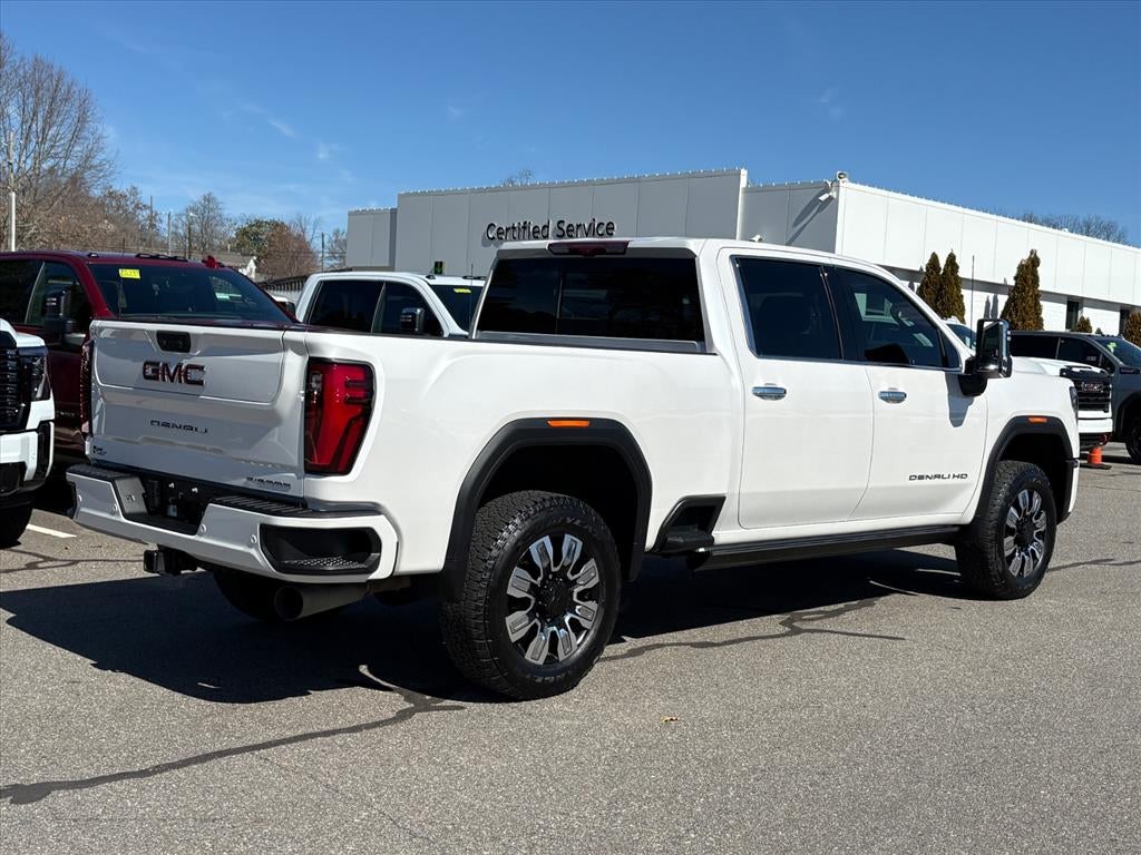 2025 GMC Sierra 3500 HD Denali