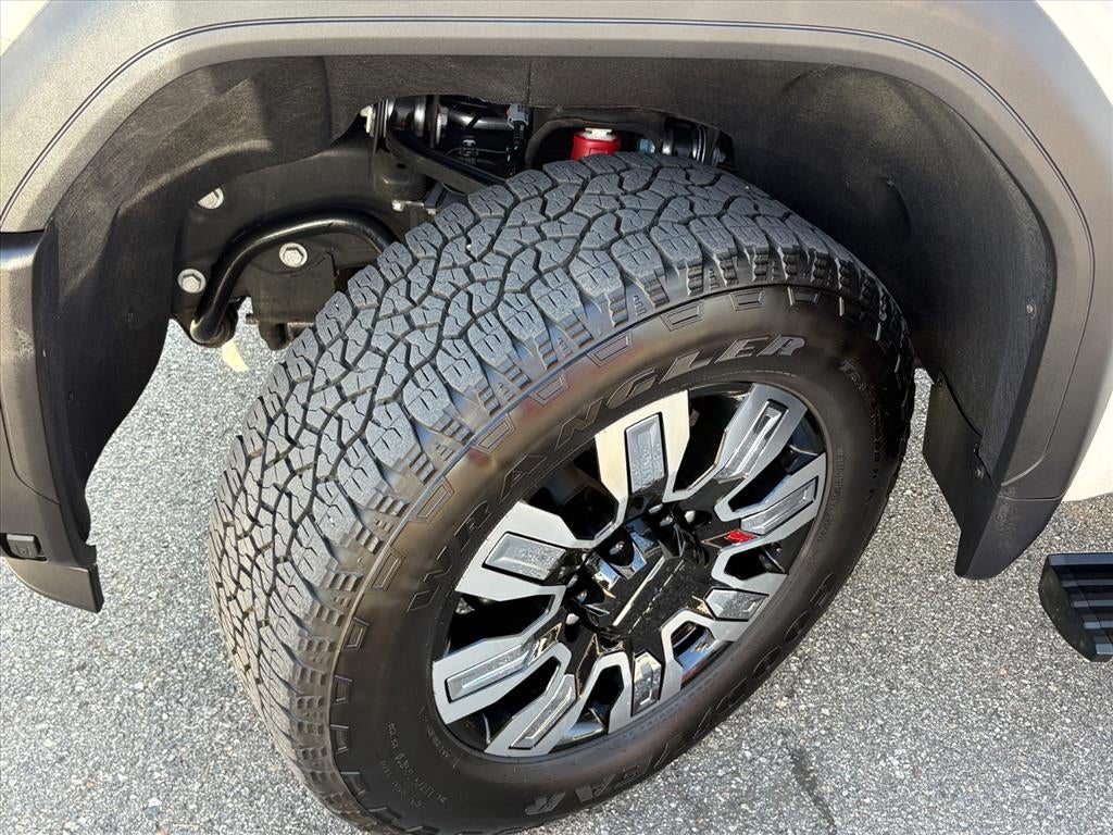 2025 GMC Sierra 3500 HD Denali