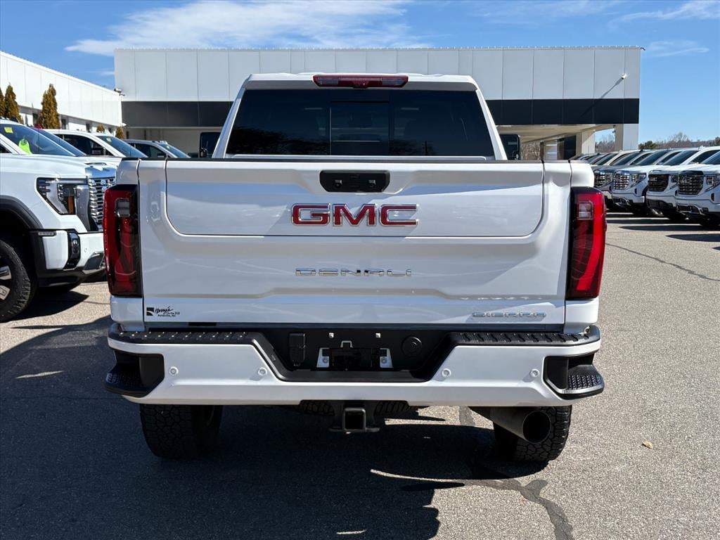 2025 GMC Sierra 3500 HD Denali