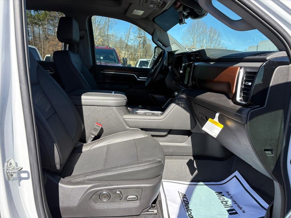 2025 GMC Sierra 3500 HD Denali