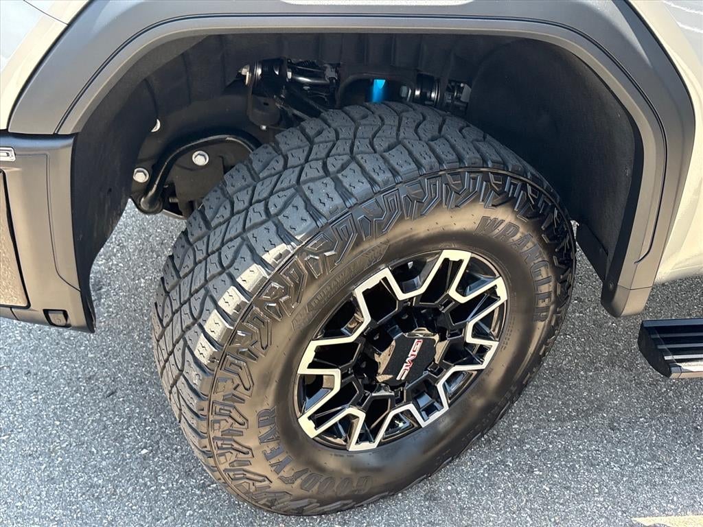 2025 GMC Sierra 2500 HD AT4X