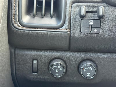 2022 GMC Canyon AT4 - Leather