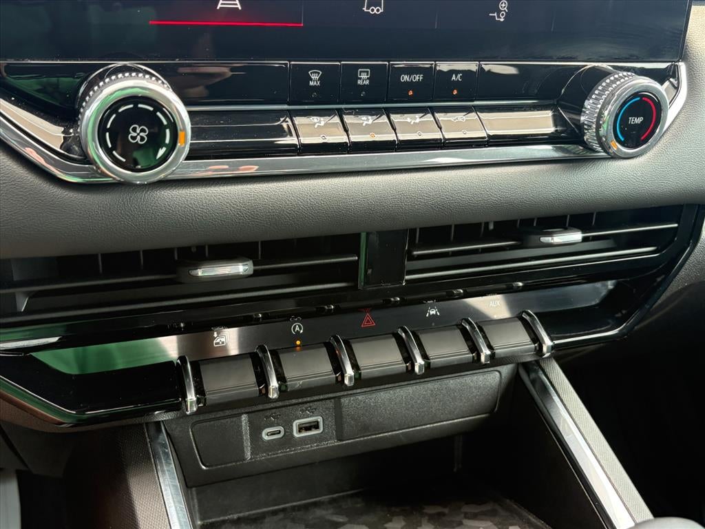 2025 GMC Canyon Elevation