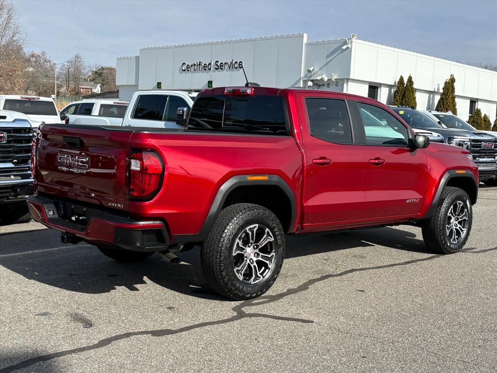 2025 GMC Canyon AT4